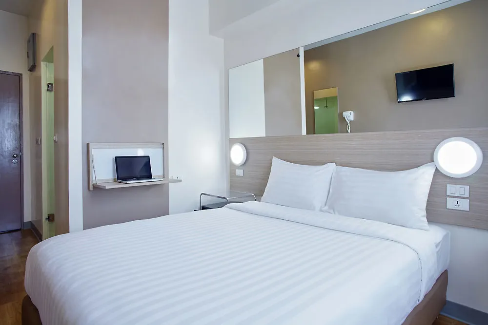 Red Planet Manila Aseana City Paranaque City Otel