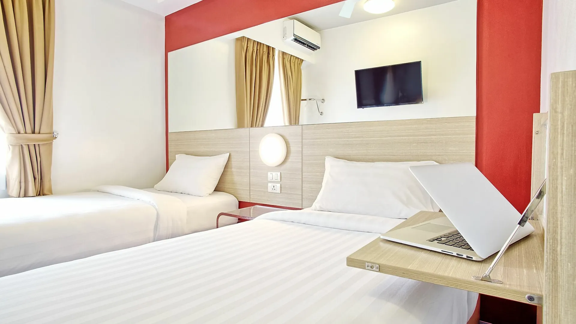Red Planet Manila Aseana City Paranaque City